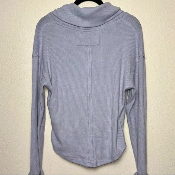 We the Free Hold Me Close Pullover sweater Women's Medium Sky Blue Purple - Picture 12 of 16